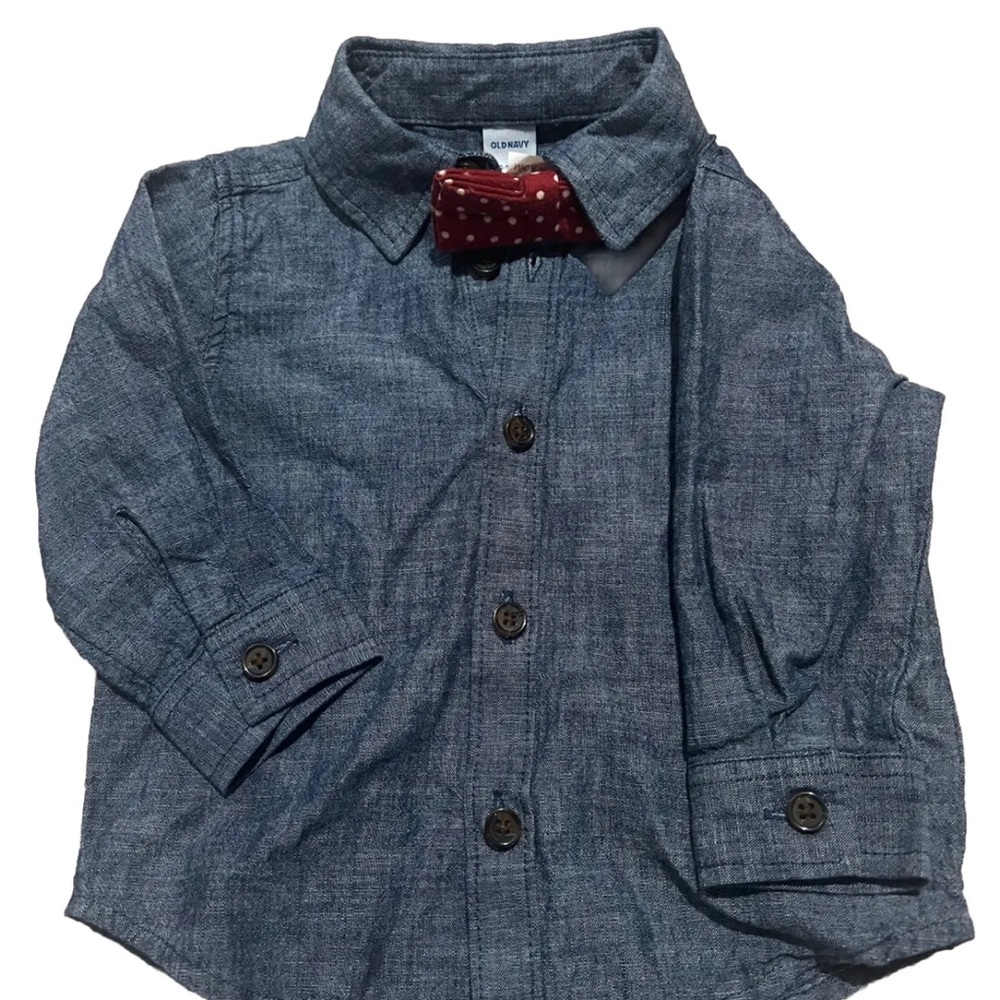 never worn! Old Navy Button Down w/ Polka-Dot Bow Tie 6-12 months